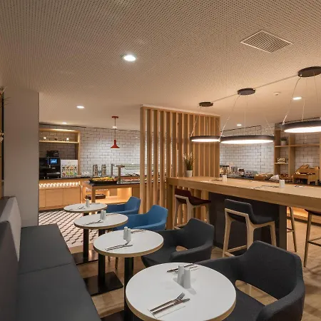 Hotel Express - Hamburg South A7-as42 By Ihg