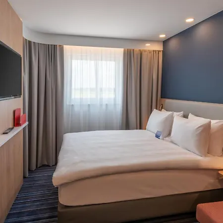Express - Hamburg South A7-as42 By Ihg Hotel 3*