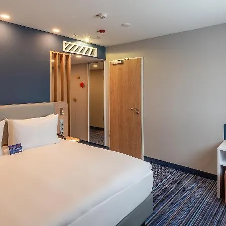 Express - Hamburg South A7-as42 By Ihg Hotel
