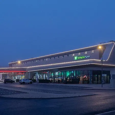 Express - Hamburg South A7-as42 By Ihg 3* Egestorf