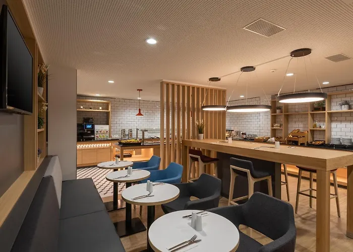 Hotel Express - Hamburg South A7-as42 By Ihg