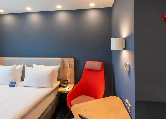 Express - Hamburg South A7-as42 By Ihg Hotel 3*