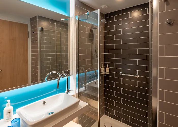 Hotel Express - Hamburg South A7-as42 By Ihg 3*